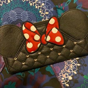 Minnie Mouse Loungefly Wallet
